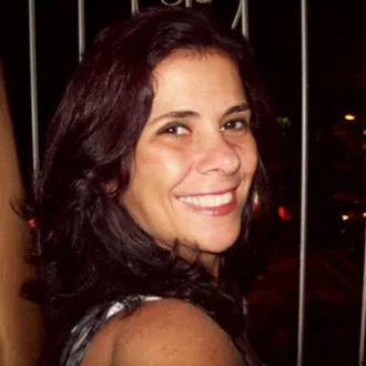 Cláudia Diniz